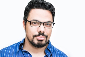 Portrait of Robert Trujillo